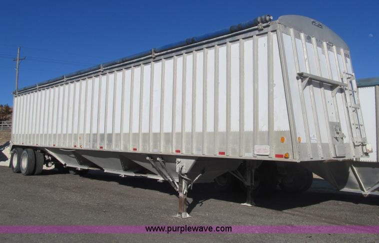 image for item I7202 1992 Cornhusker grain trailer