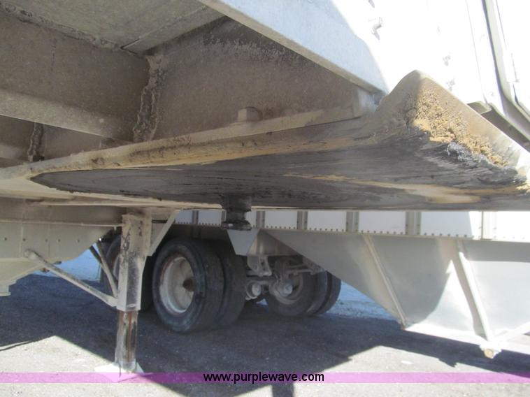 image for item I7202 1992 Cornhusker grain trailer