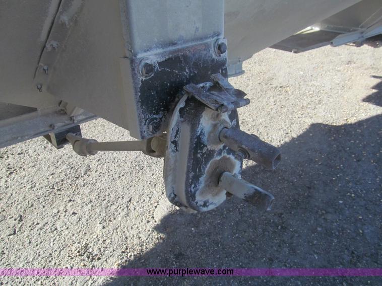 image for item I7202 1992 Cornhusker grain trailer