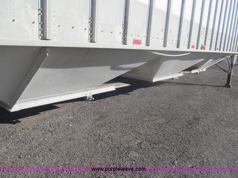image for item I7202 1992 Cornhusker grain trailer