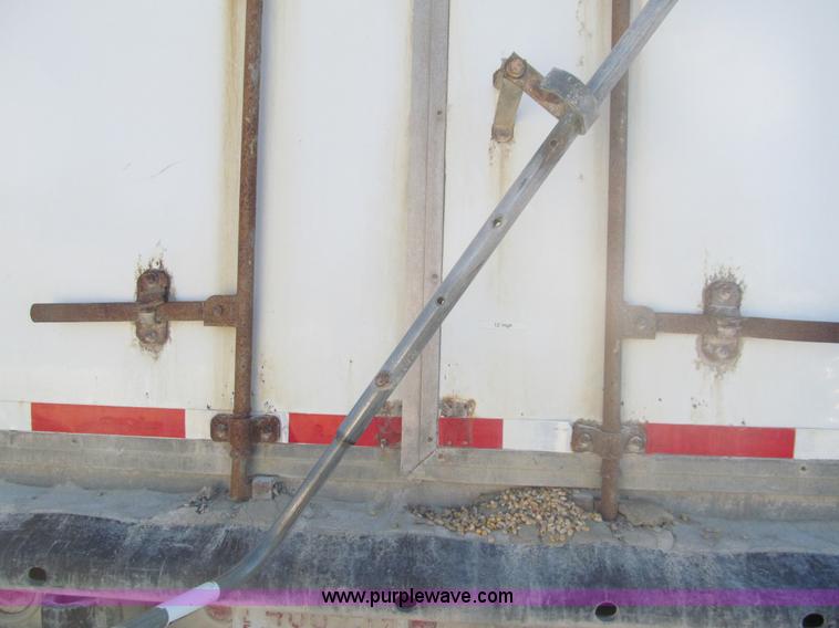 image for item I7202 1992 Cornhusker grain trailer