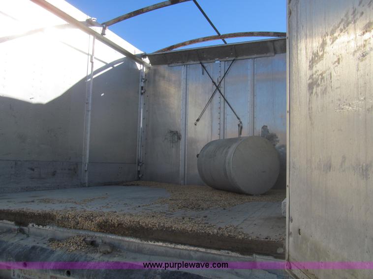 image for item I7202 1992 Cornhusker grain trailer