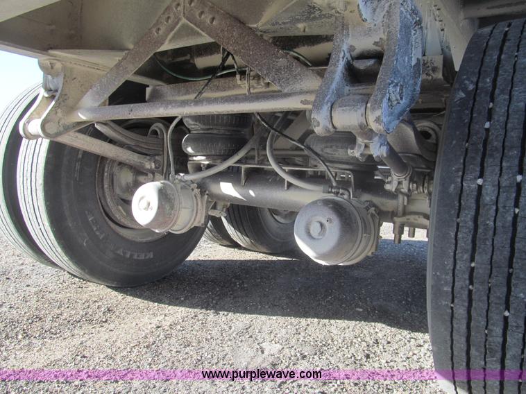 image for item I7202 1992 Cornhusker grain trailer