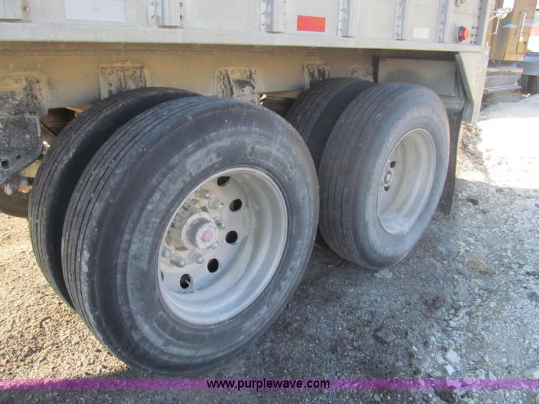 image for item I7202 1992 Cornhusker grain trailer