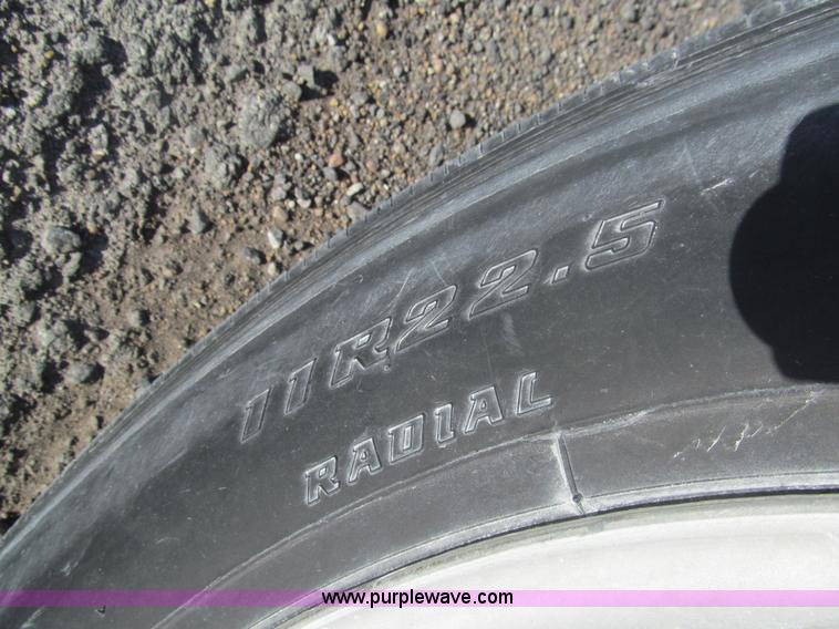 image for item I7202 1992 Cornhusker grain trailer