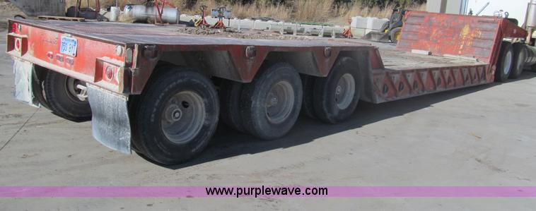 image for item I7203 1983 Trail-Eze FG3517-M3 42' lowboy equipment trailer