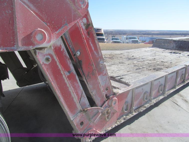 image for item I7203 1983 Trail-Eze FG3517-M3 42' lowboy equipment trailer