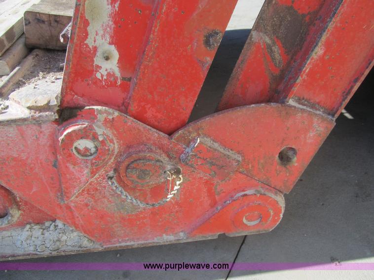 image for item I7203 1983 Trail-Eze FG3517-M3 42' lowboy equipment trailer