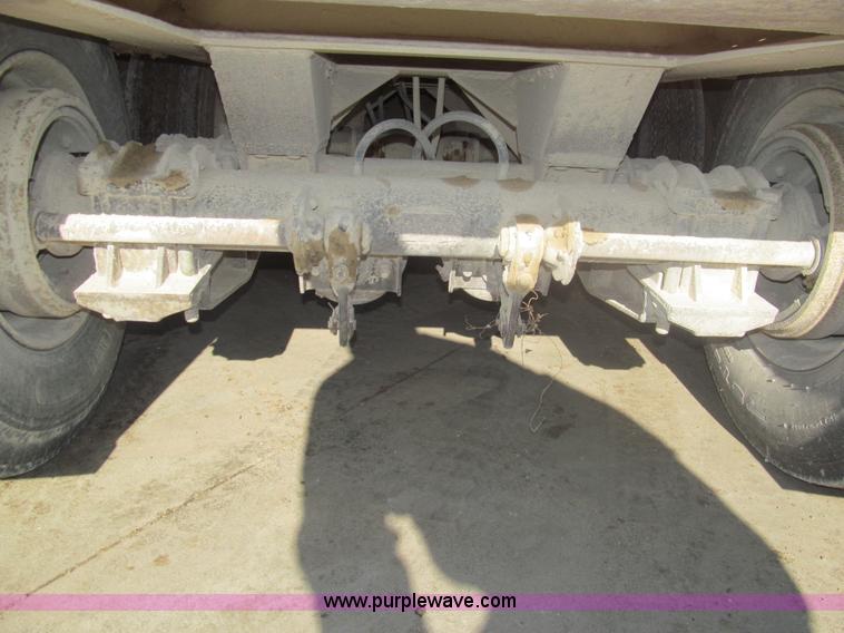 image for item I7203 1983 Trail-Eze FG3517-M3 42' lowboy equipment trailer