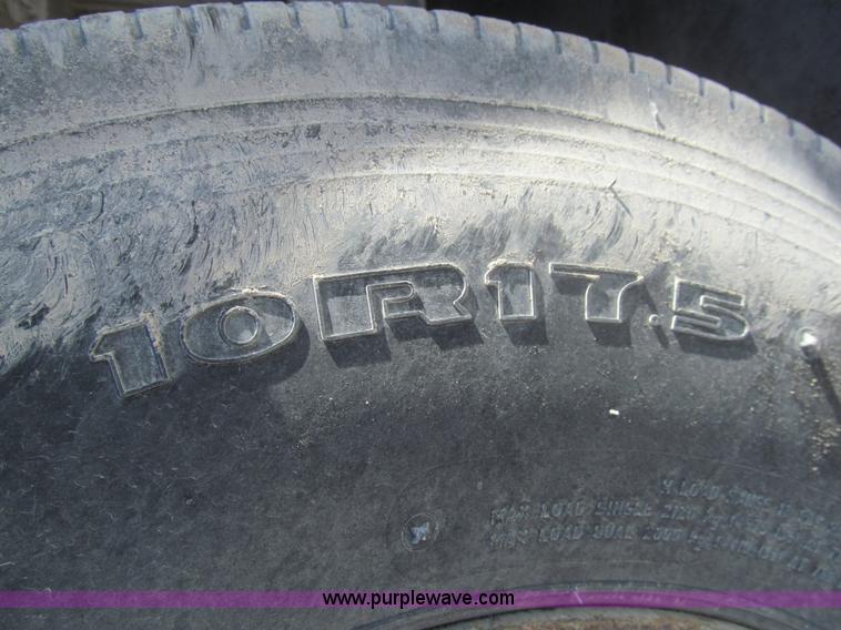 image for item I7203 1983 Trail-Eze FG3517-M3 42' lowboy equipment trailer