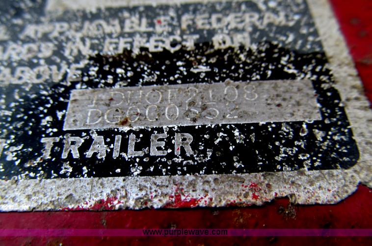 image for item I7206 1983 Doonan 24' fifth wheel grain trailer