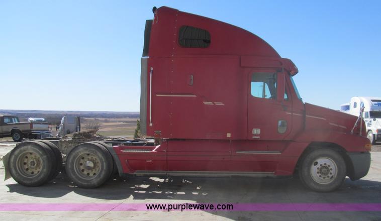 image for item I7208 1998 Freightliner FLC120 semi truck