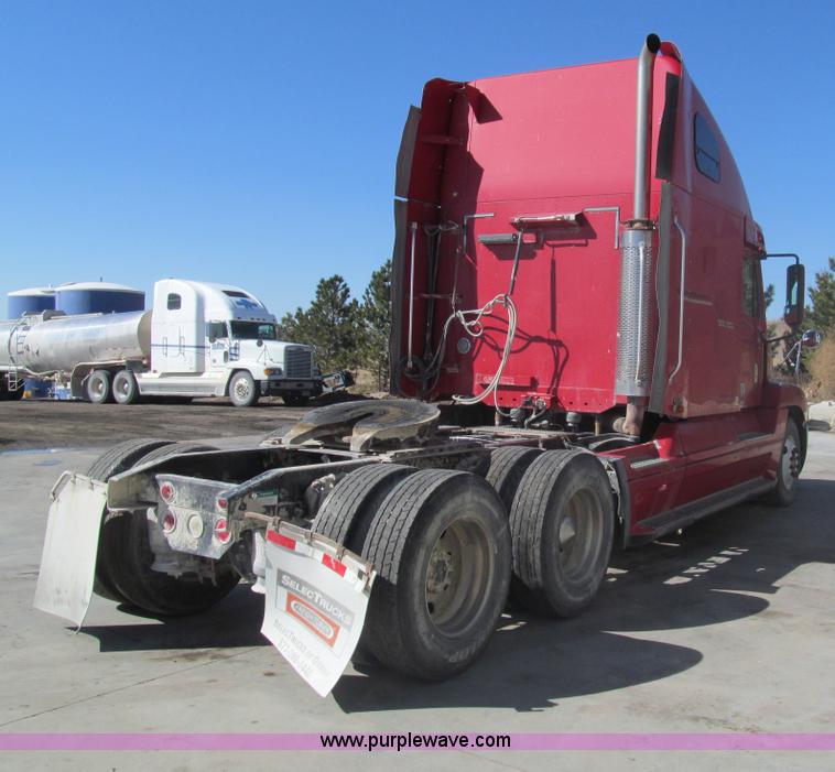 image for item I7208 1998 Freightliner FLC120 semi truck