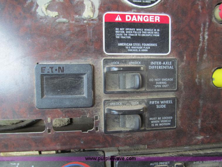 image for item I7208 1998 Freightliner FLC120 semi truck