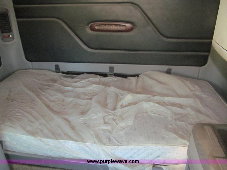 image for item I7208 1998 Freightliner FLC120 semi truck