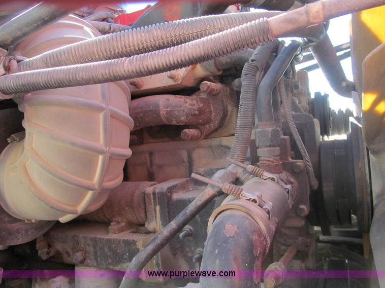 image for item I7208 1998 Freightliner FLC120 semi truck