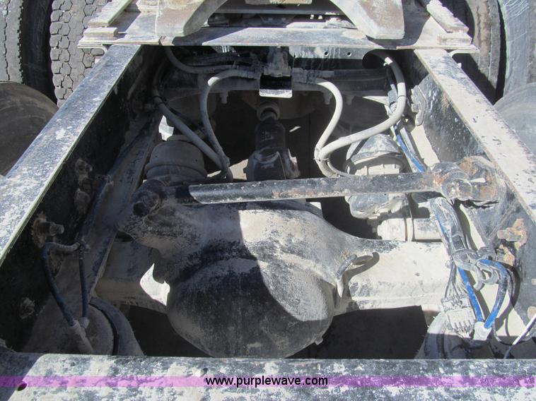 image for item I7208 1998 Freightliner FLC120 semi truck