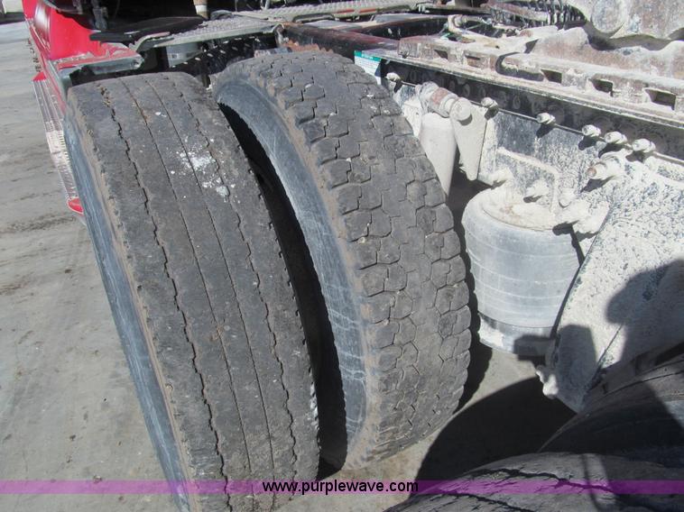 image for item I7208 1998 Freightliner FLC120 semi truck