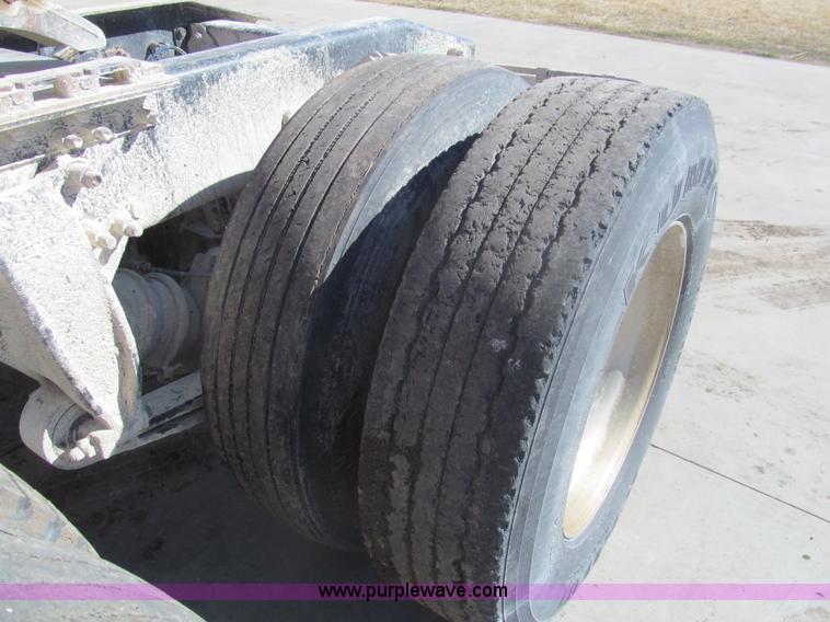 image for item I7208 1998 Freightliner FLC120 semi truck