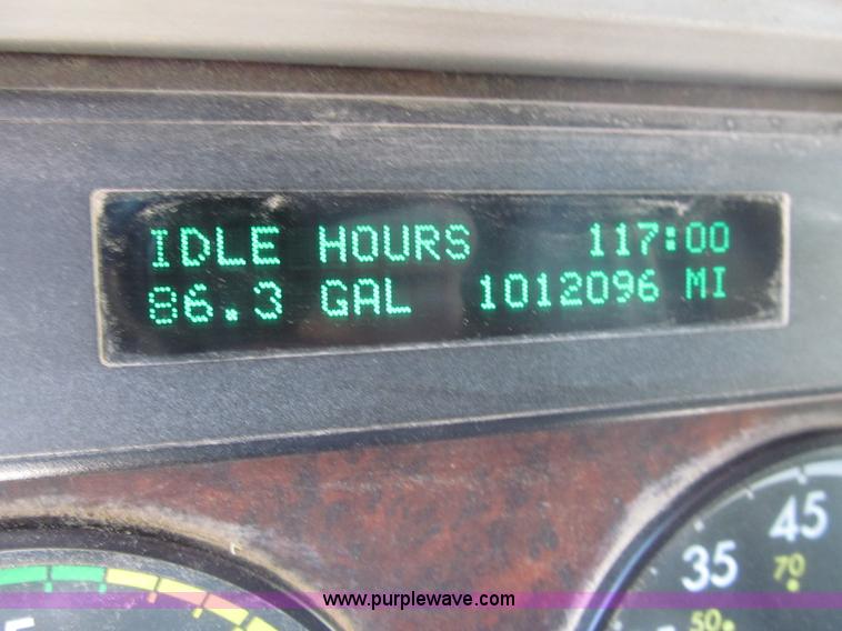 image for item I7208 1998 Freightliner FLC120 semi truck