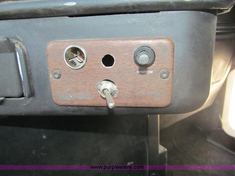 image for item I7210 1995 Freightliner FLD semi truck