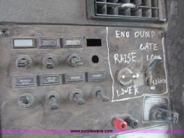 image for item I7236 1985 Kenworth W900 semi truck