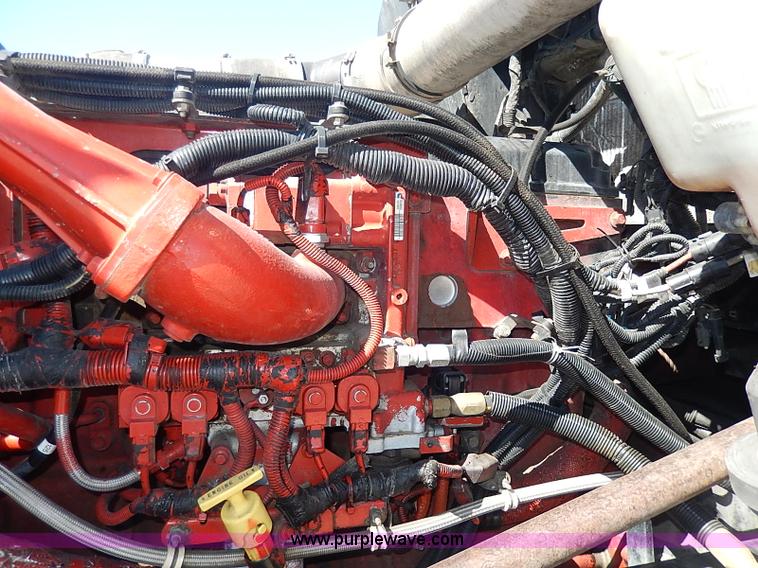 image for item I9298 2005 Kenworth W900L semi truck