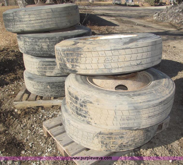 image for item AE9346 (7) 295/75R22.5 tires and 10 bolt wheels