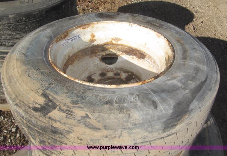 image for item AE9346 (7) 295/75R22.5 tires and 10 bolt wheels
