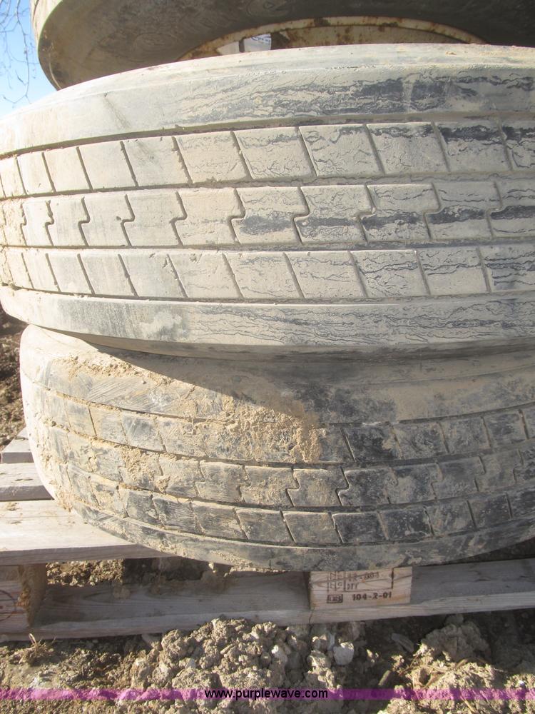 image for item AE9346 (7) 295/75R22.5 tires and 10 bolt wheels