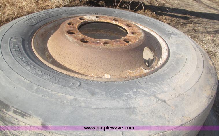 image for item AE9346 (7) 295/75R22.5 tires and 10 bolt wheels