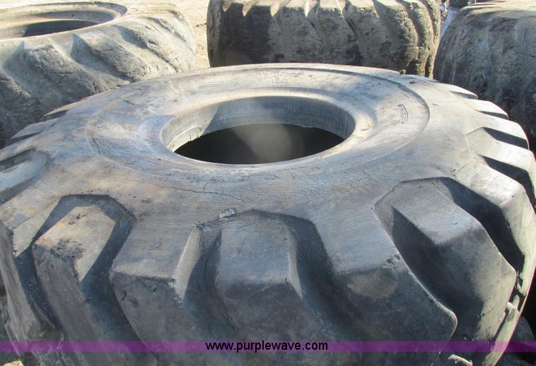 image for item AN9097 (2) scraper/loader tires