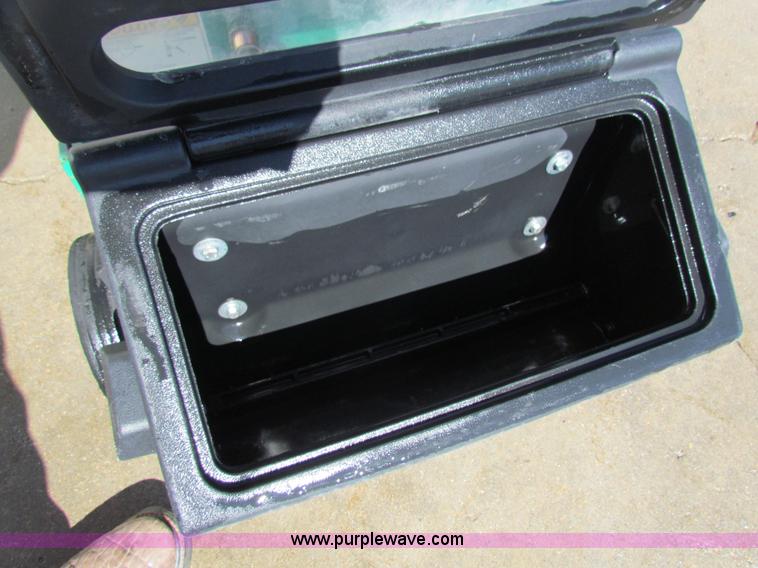 image for item AN9933 Billy Goat OS552H walk-behind over seeder