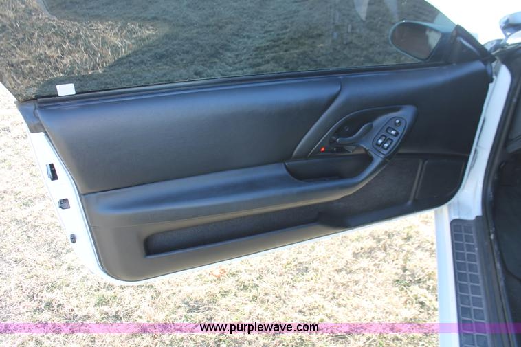 image for item AO9479 2002 Chevrolet Camaro Z28 SS