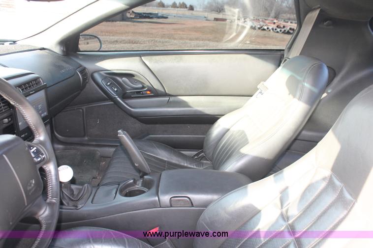 image for item AO9479 2002 Chevrolet Camaro Z28 SS