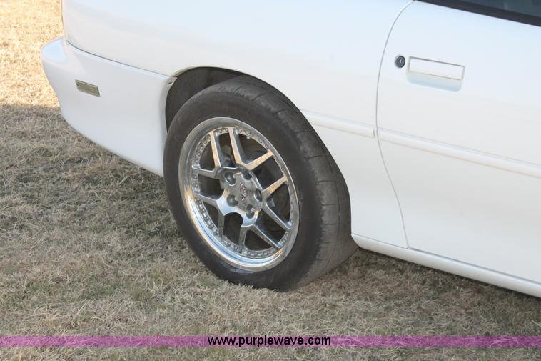 image for item AO9479 2002 Chevrolet Camaro Z28 SS