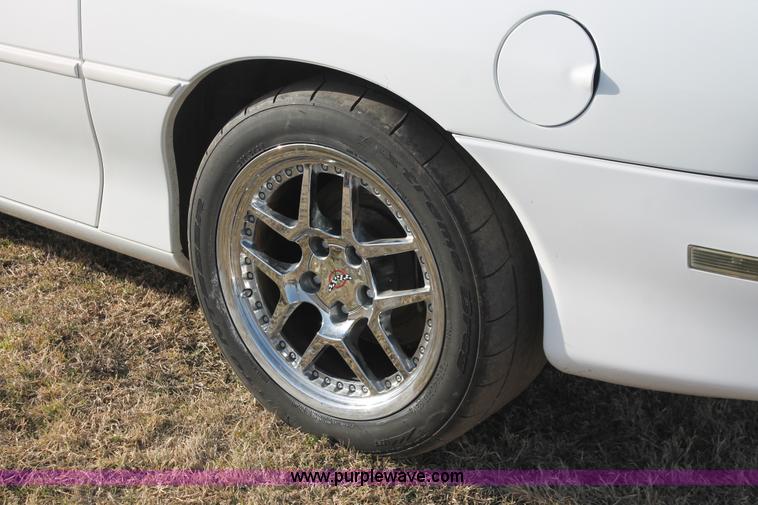 image for item AO9479 2002 Chevrolet Camaro Z28 SS