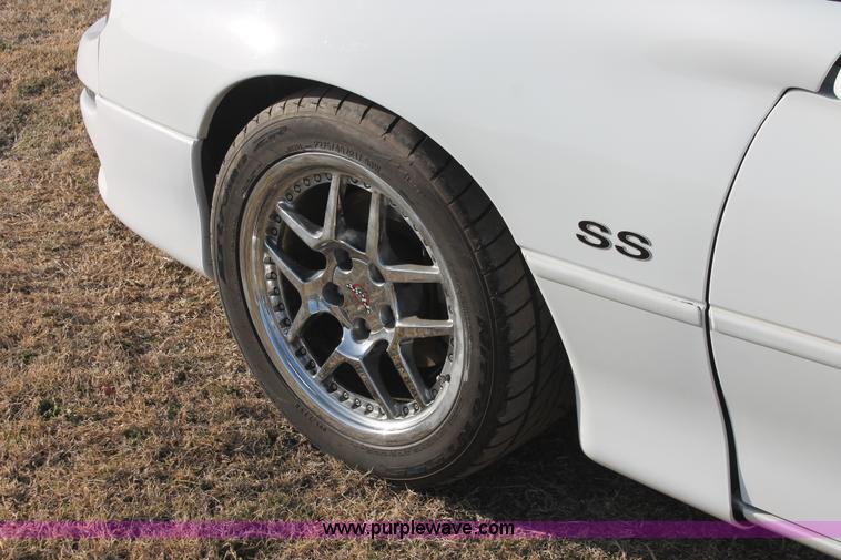 image for item AO9479 2002 Chevrolet Camaro Z28 SS