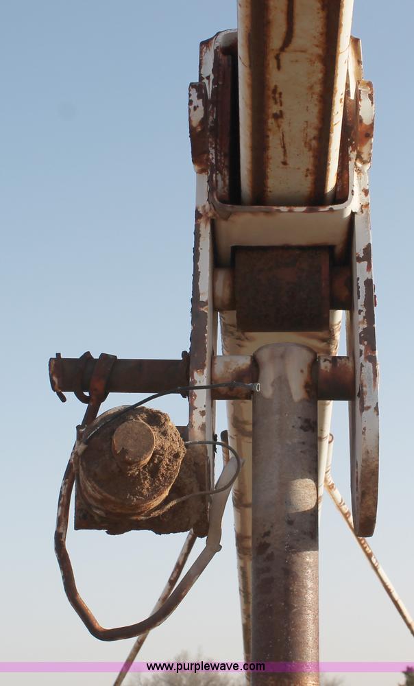 image for item AO9481 Taskmaster HL2000 telescopic boom