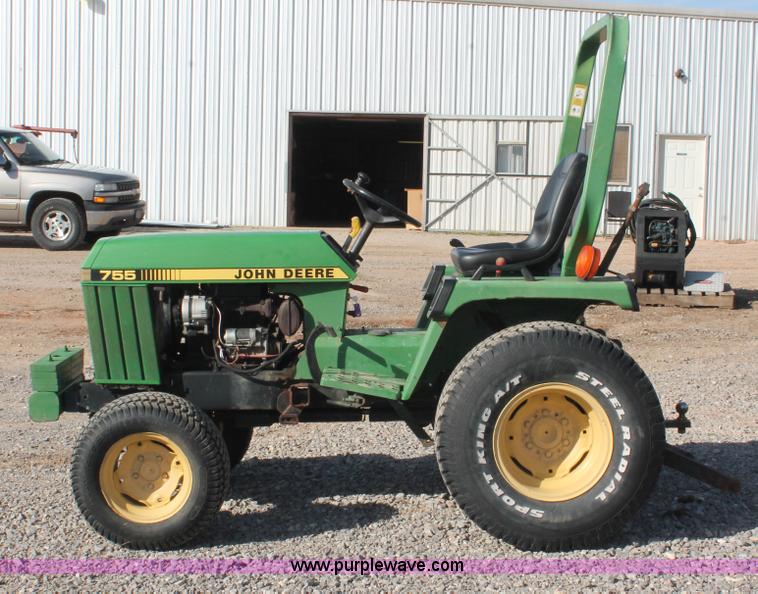 image for item AO9487 1988 John Deere 755 MFWD tractor