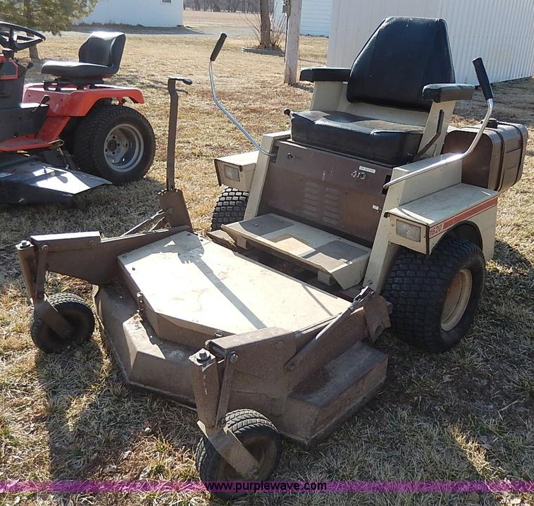 image for item AX9049 Grasshopper 1620 ZTR lawn mower
