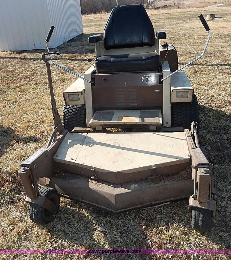 image for item AX9049 Grasshopper 1620 ZTR lawn mower