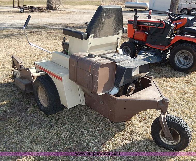 image for item AX9049 Grasshopper 1620 ZTR lawn mower
