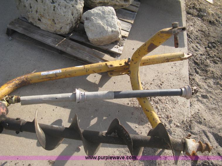 image for item AX9862 Three point auger