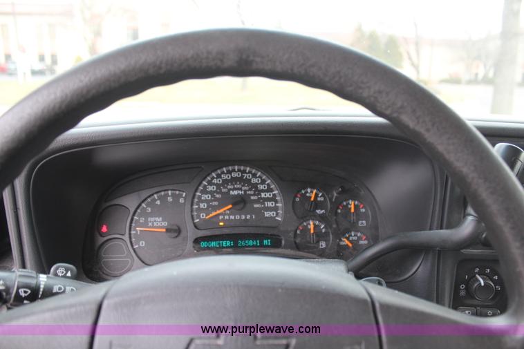 image for item C1920 2007 Chevrolet Silverado 1500 Ext. Cab pickup truck