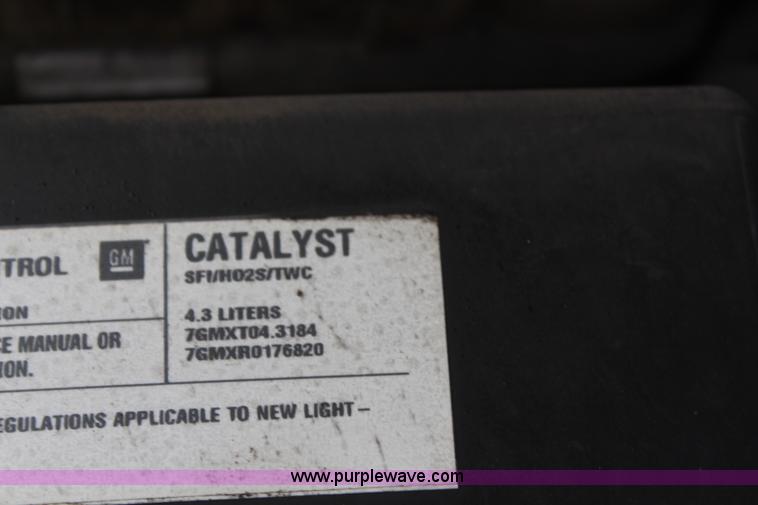 image for item C1920 2007 Chevrolet Silverado 1500 Ext. Cab pickup truck