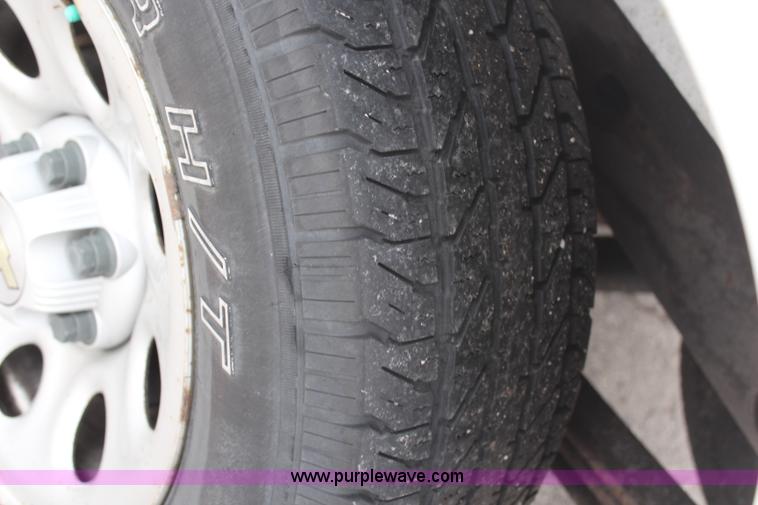 image for item C1920 2007 Chevrolet Silverado 1500 Ext. Cab pickup truck