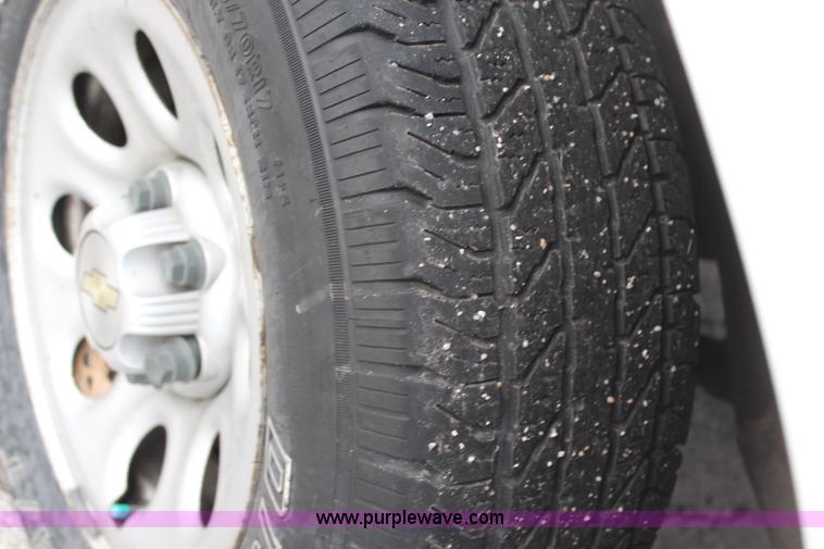 image for item C1920 2007 Chevrolet Silverado 1500 Ext. Cab pickup truck