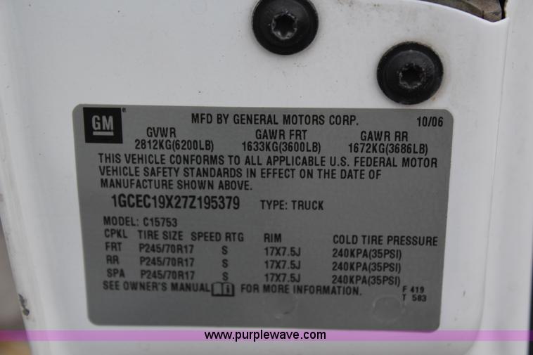 image for item C1920 2007 Chevrolet Silverado 1500 Ext. Cab pickup truck