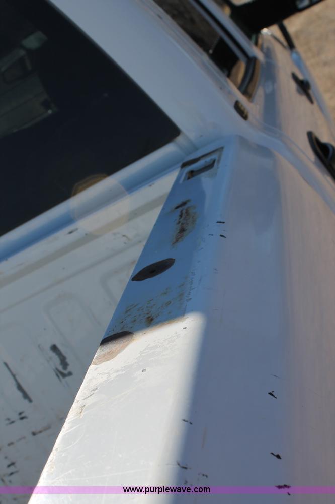 image for item C3731 2004 Chevrolet Silverado 2500HD Crew Cab pickup truck